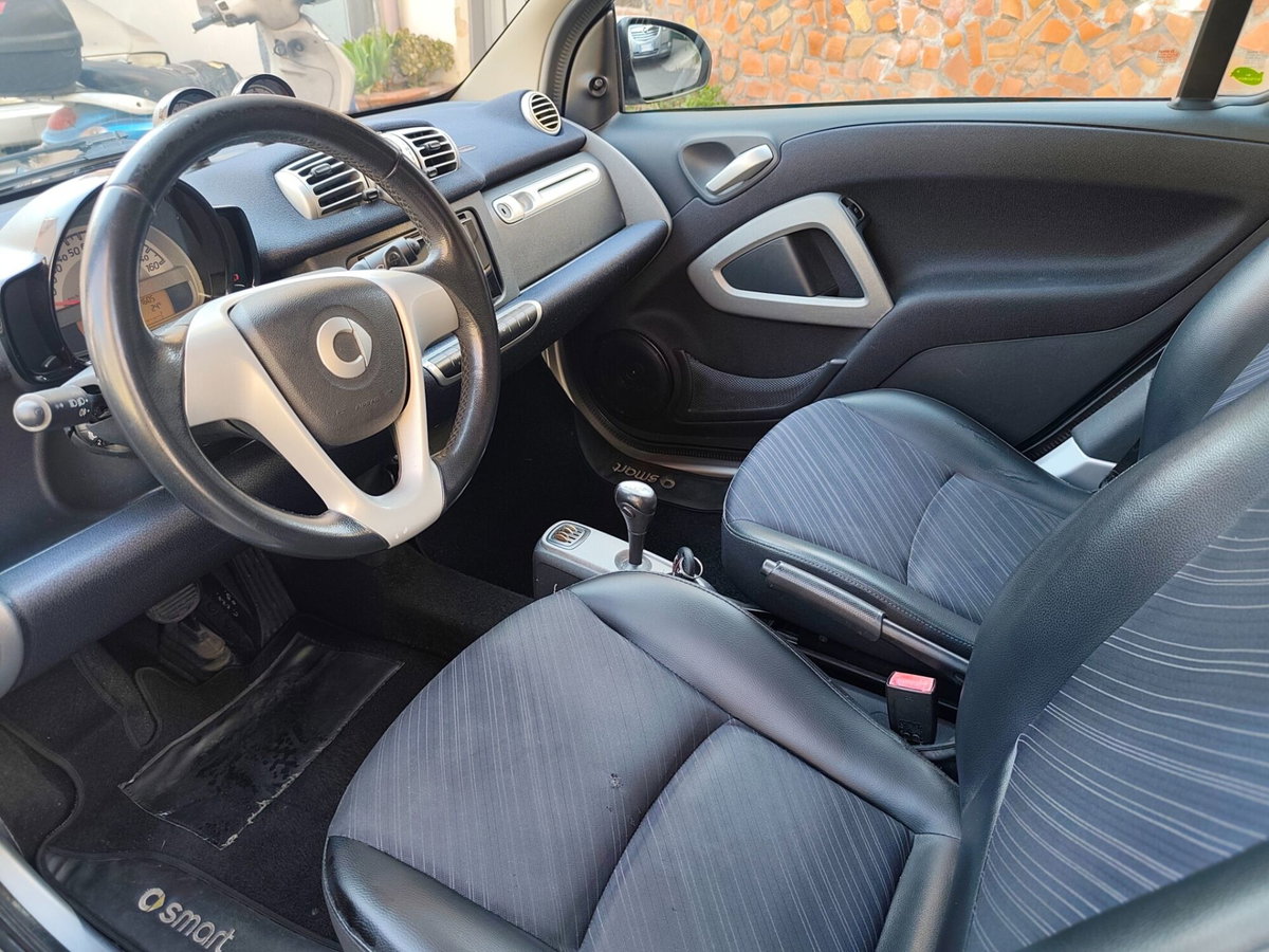 smart Fortwo 800 40 kW coupé pulse cdi (8)