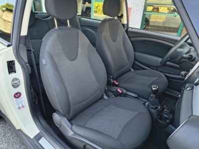 MINI Mini 1.6 16V One (72kW) (10)