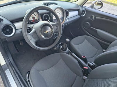 MINI Mini 1.6 16V One (72kW) (13)