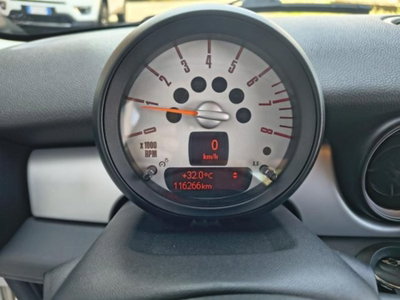 MINI Mini 1.6 16V One (72kW) (14)