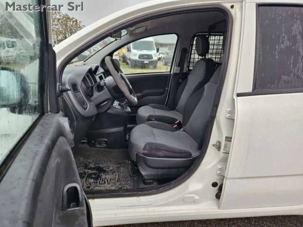 Fiat Panda 1.2 Pop Van 2 posti (10)