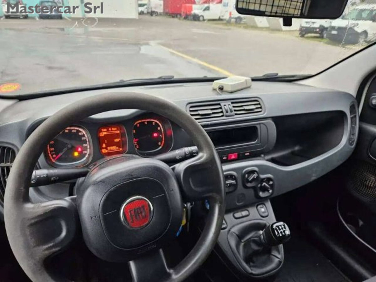 Fiat Panda 1.2 Pop Van 2 posti (11)