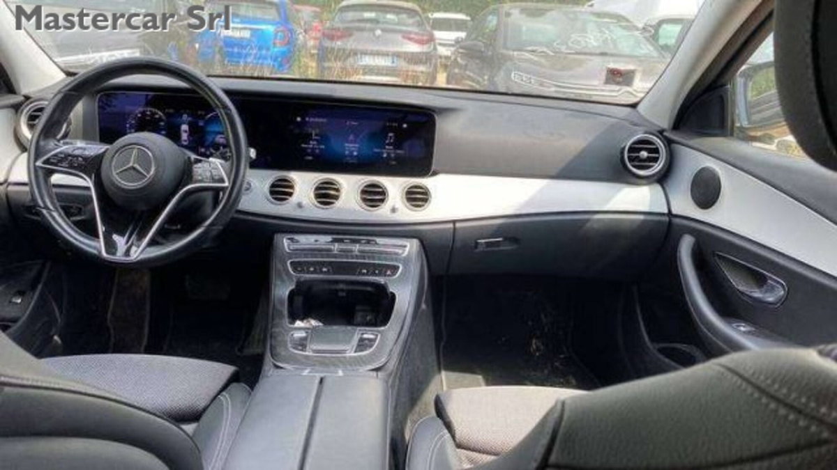 Mercedes-Benz Classe E 200 d Auto Business Sport (7)