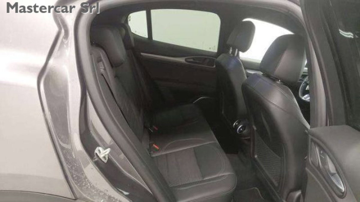 Alfa Romeo Stelvio Stelvio 2.2 Turbodiesel 160 CV AT8 RWD Sprint (9)
