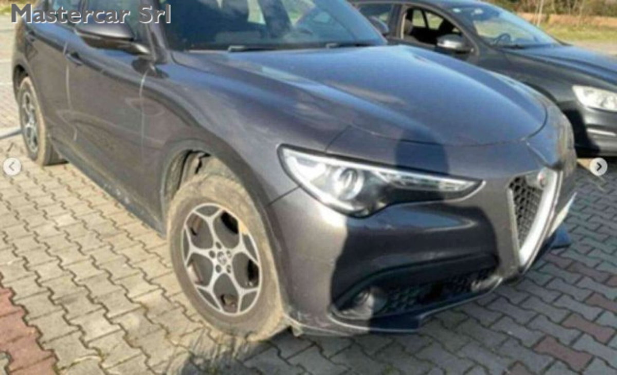 Alfa Romeo Stelvio Stelvio 2.2 Turbodiesel 190 CV AT8 Q4 Super Business (2)