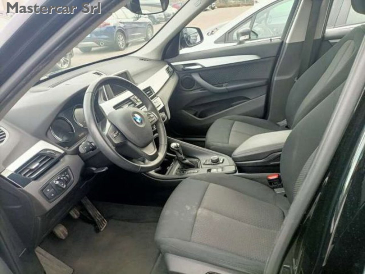 BMW X1 sDrive16d Business Advantage (7)