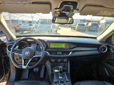 Alfa Romeo Stelvio Stelvio 2.2 Turbodiesel 190 CV AT8 Q4 Executive (14)