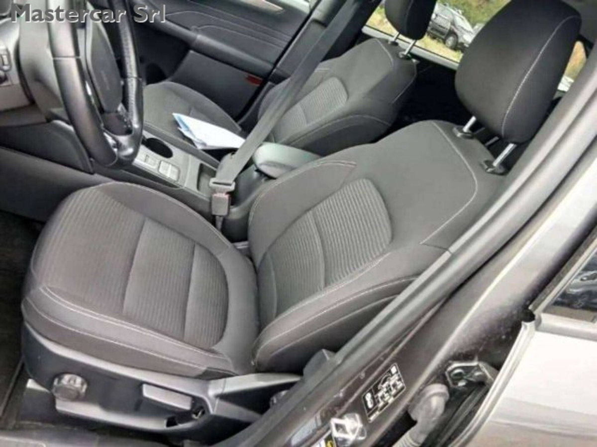 Ford Kuga 1.5 EcoBlue 120 CV 2WD Titanium (7)