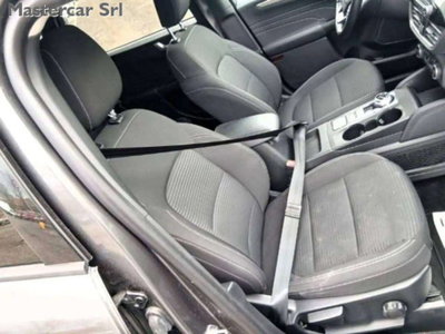 Ford Kuga 1.5 EcoBlue 120 CV 2WD Titanium (8)