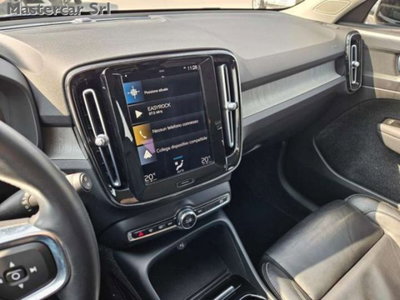 Volvo XC40 T4 Recharge Plug-in Hybrid Inscription (13)