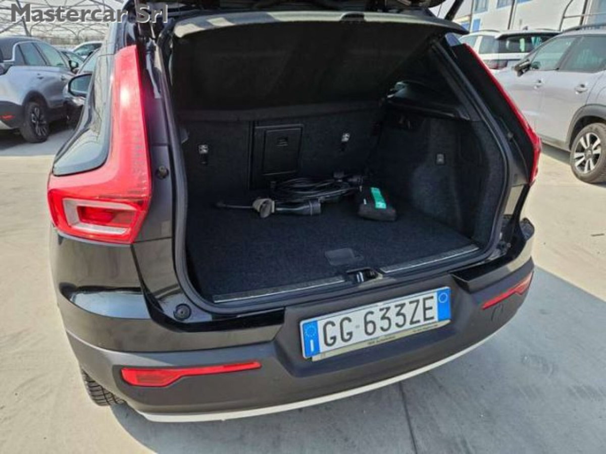 Volvo XC40 T4 Recharge Plug-in Hybrid Inscription (15)