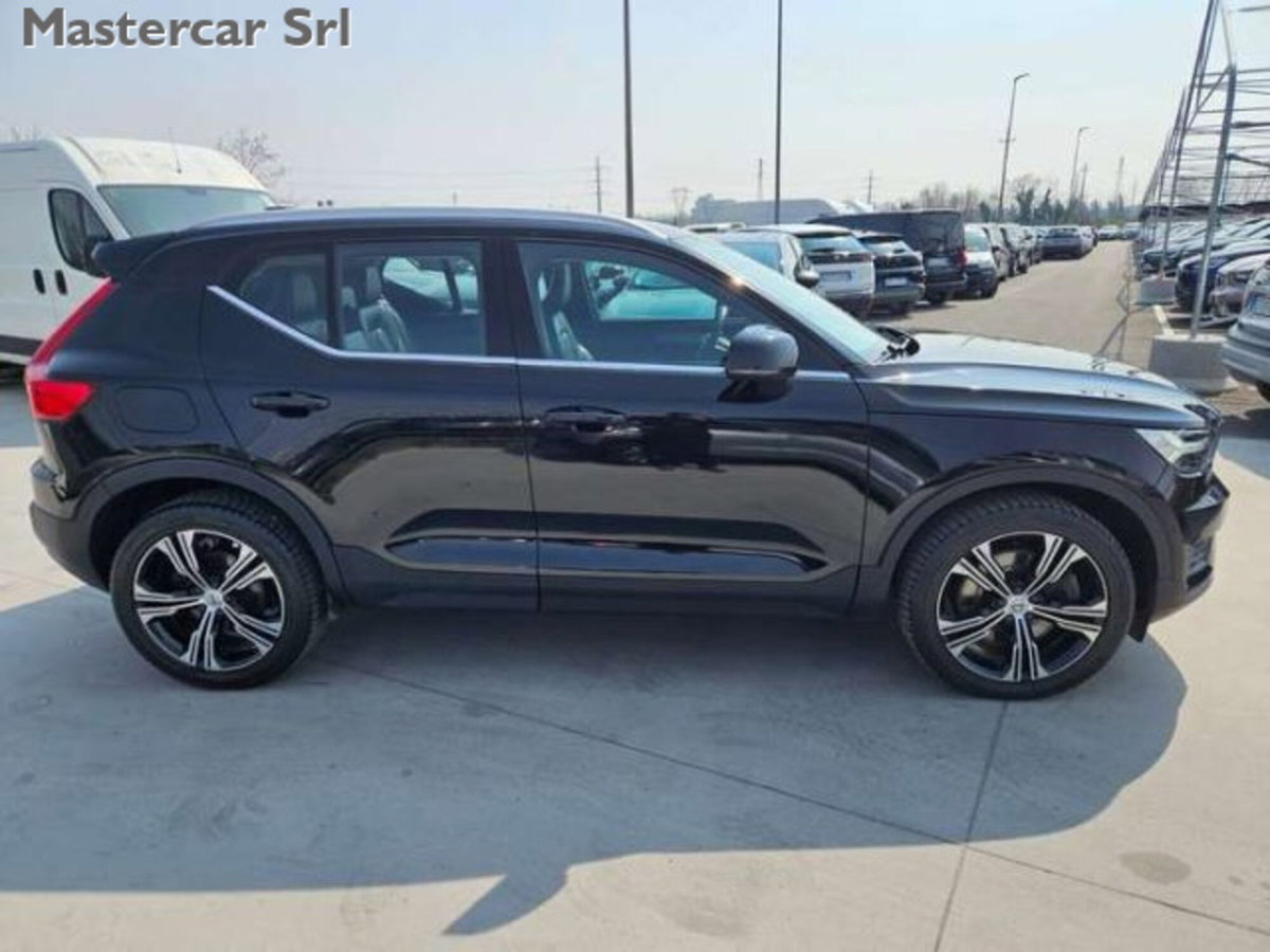 Volvo XC40 T4 Recharge Plug-in Hybrid Inscription (7)