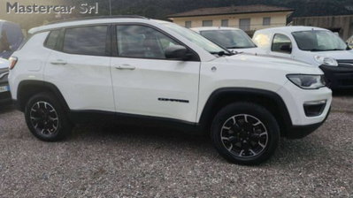 Jeep Compass 1.3 T4 240CV PHEV AT6 4xe Trailhawk (6)