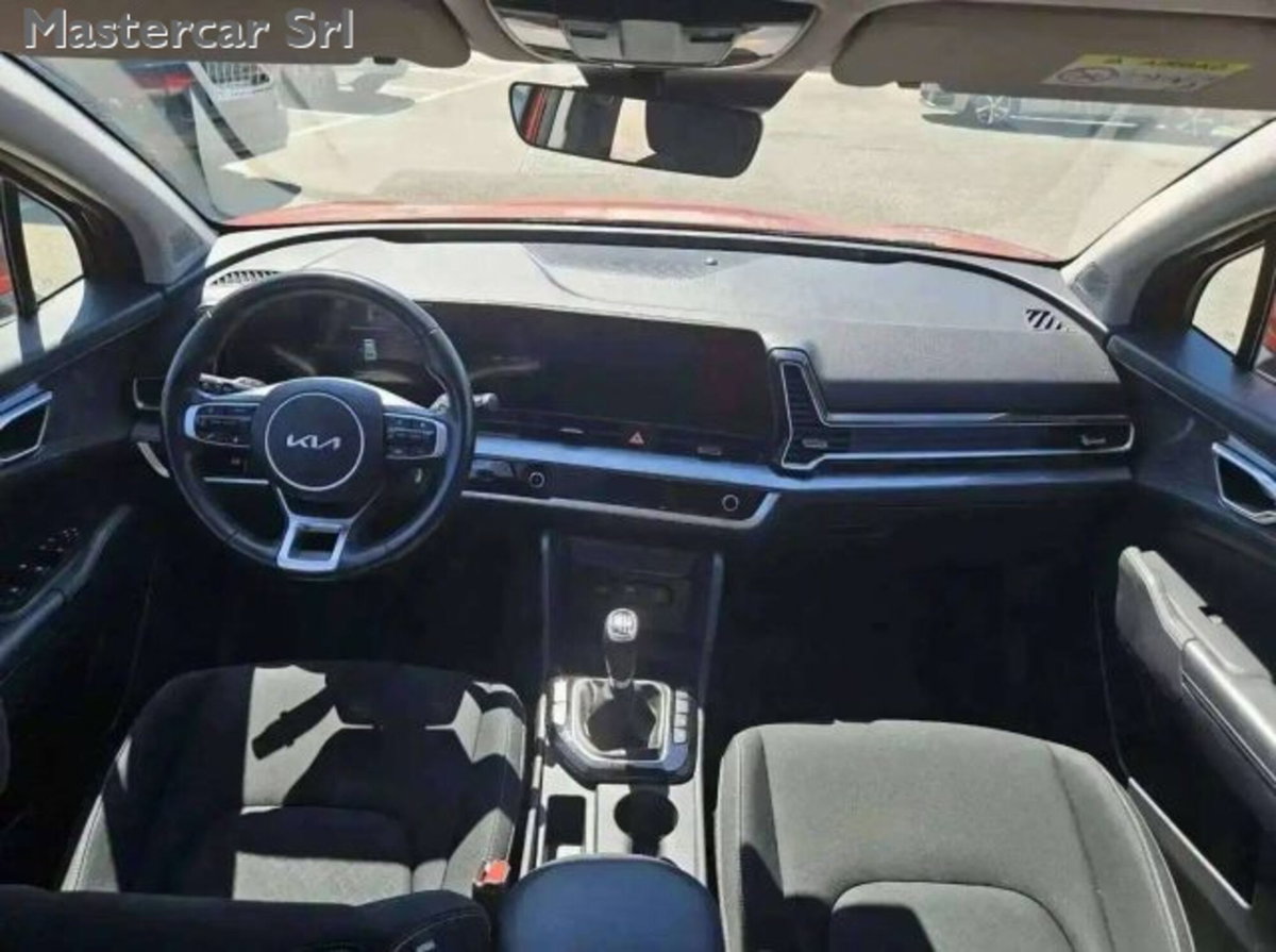 Kia Sportage 1.6 CRDi MHEV Business (9)