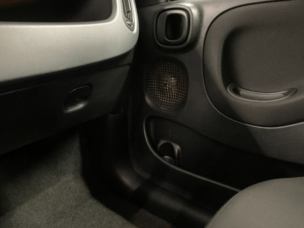 Fiat Panda 1.0 firefly hybrid s&s 70cv 5p.ti (14)