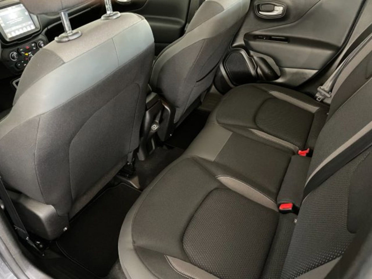 Jeep Renegade 1.6 Mjt 130 CV Limited (10)