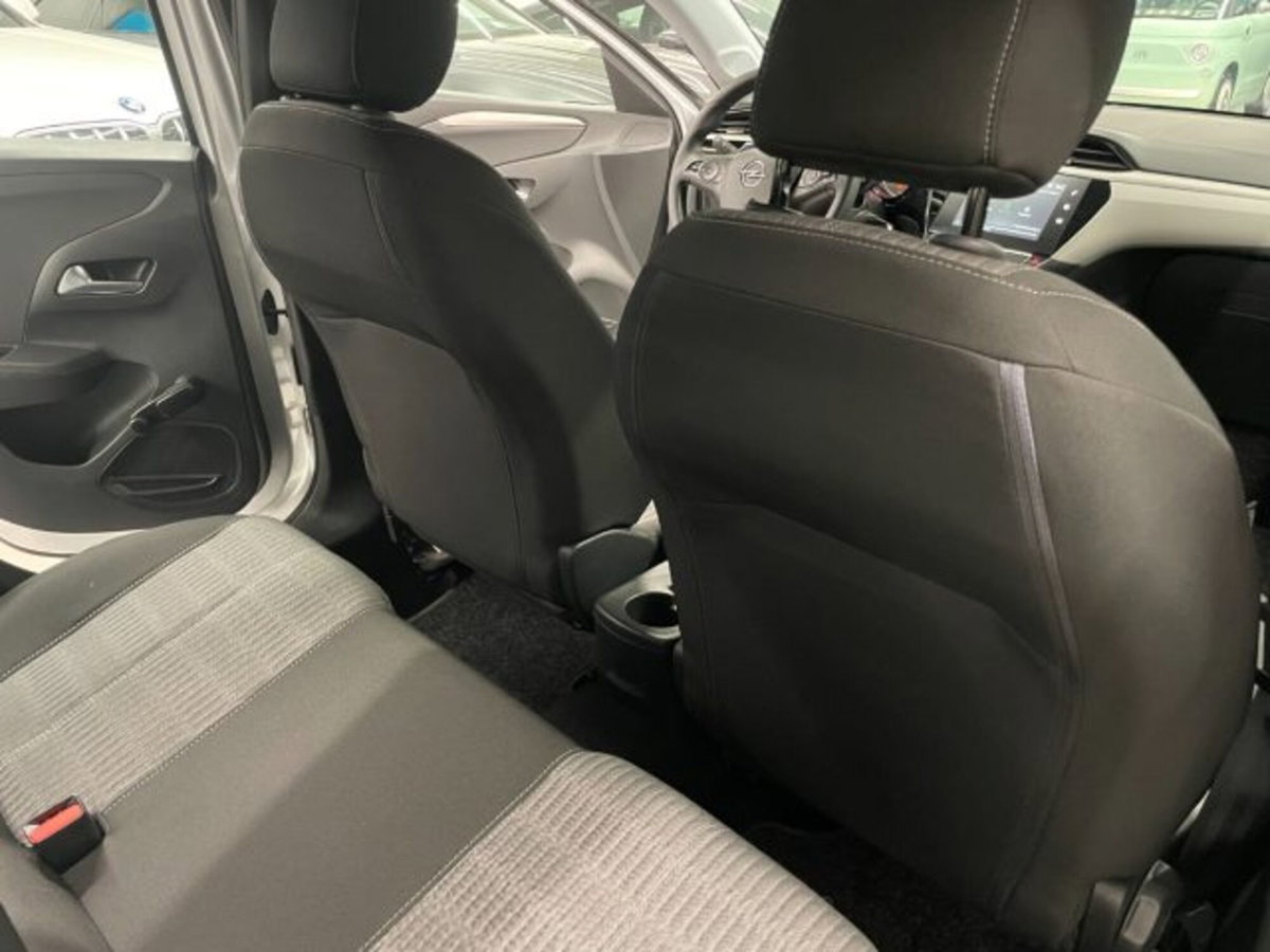 Opel Corsa 1.5 D 100 CV Edition (12)