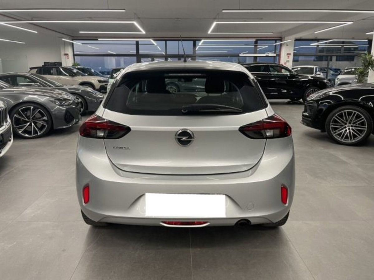 Opel Corsa 1.5 D 100 CV Edition (4)