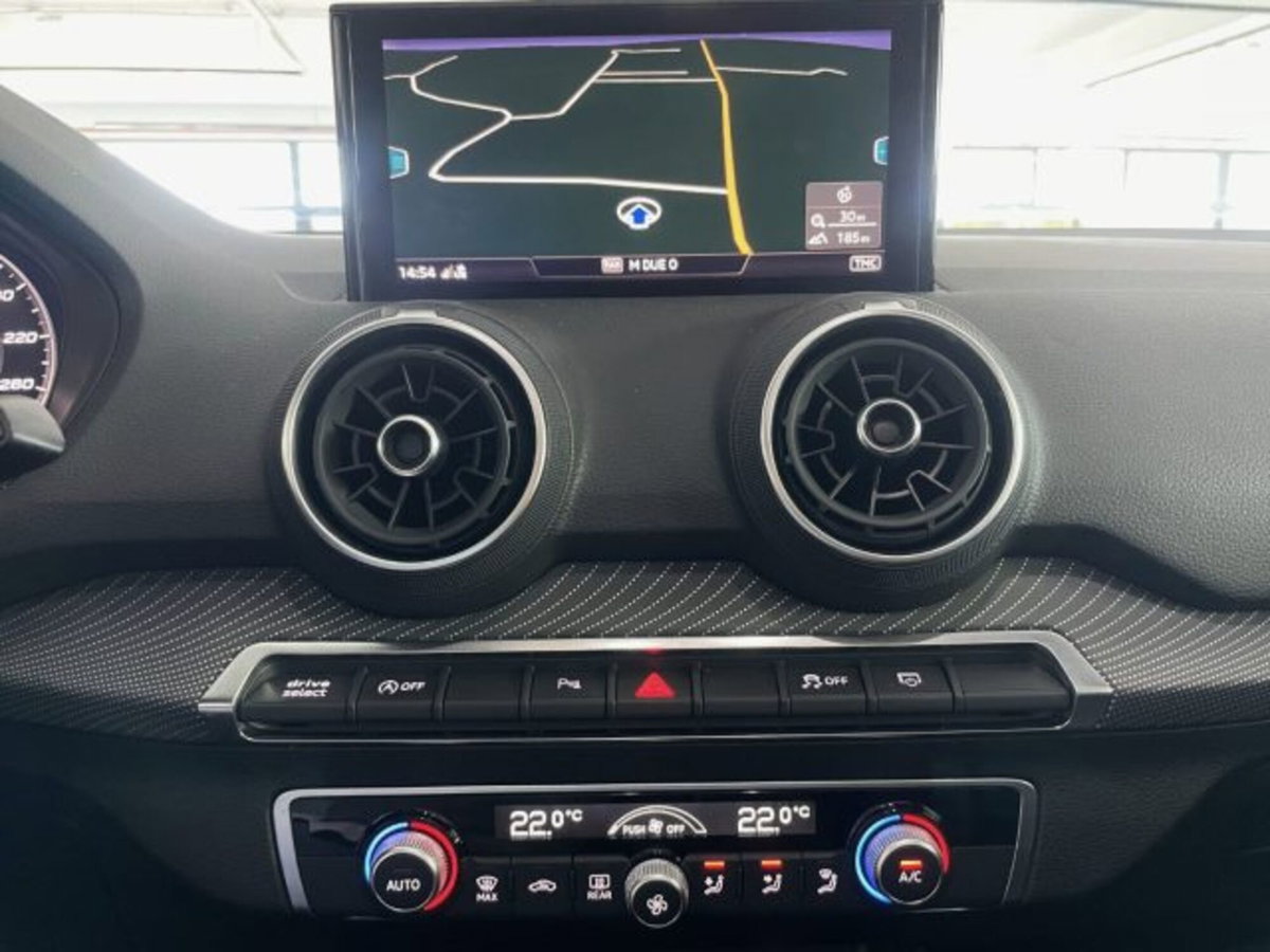 Audi SQ2 2.0 tfsi Sport Attitude quattro s-tronic (13)
