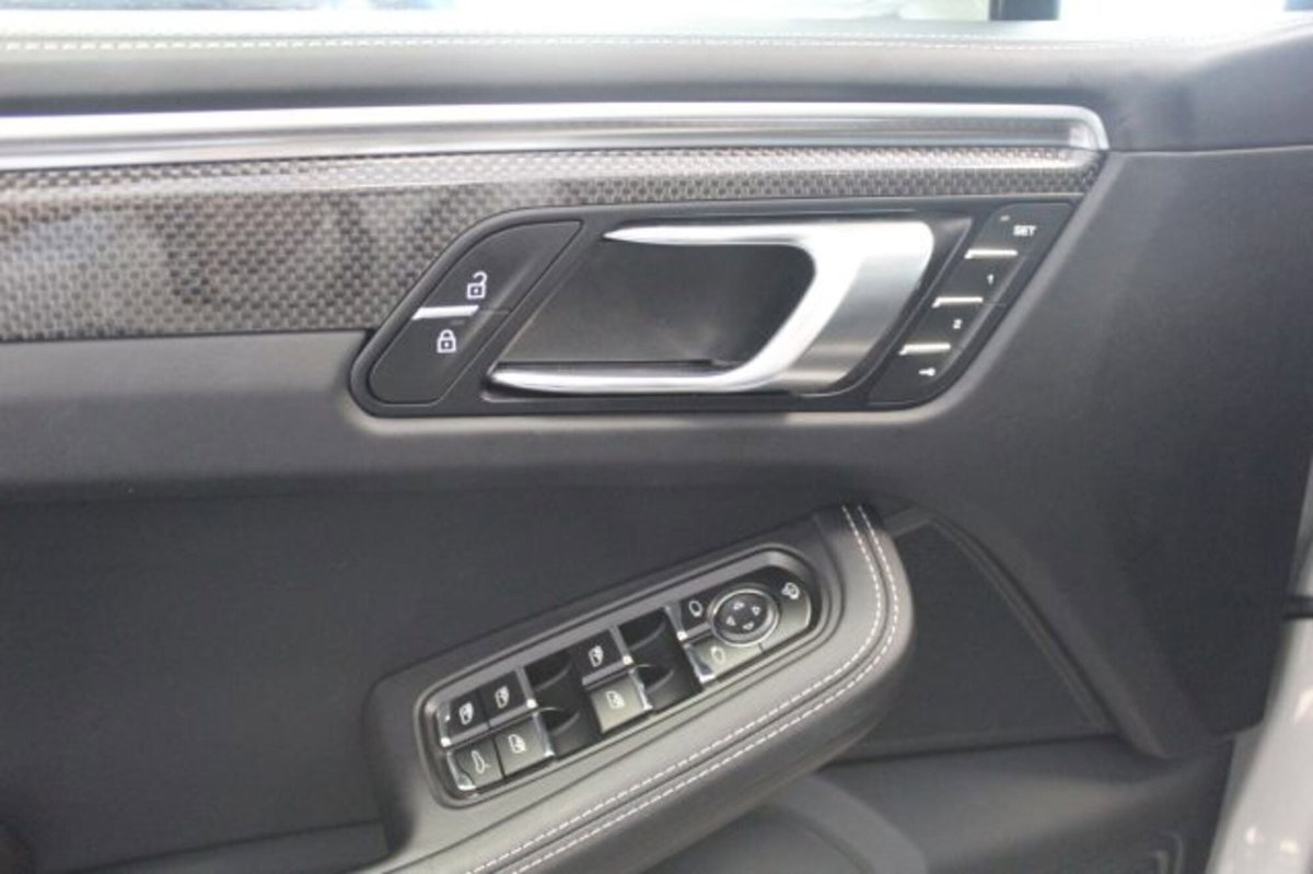 Porsche Macan 2.0 265cv pdk (11)