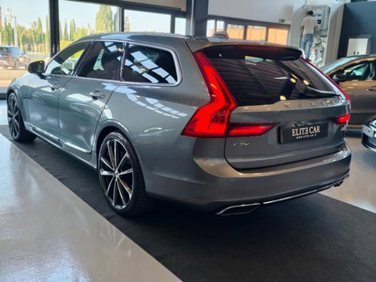 Volvo V90 D4 AWD Geartronic Inscription (4)