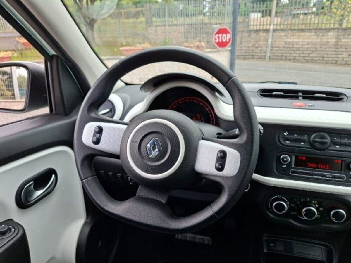 Renault Twingo SCe 65 CV Intens (10)