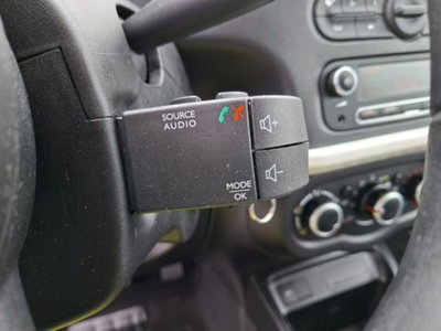 Renault Twingo SCe 65 CV Intens (12)