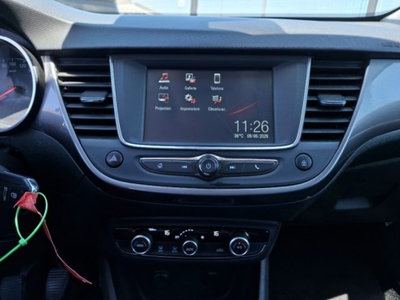 Opel Crossland X 1.2 12V Innovation (8)