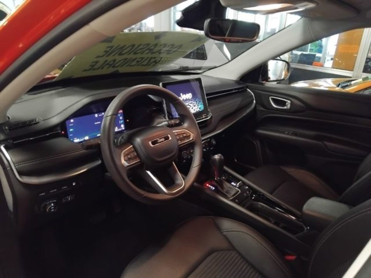 Jeep Compass 1.3 T4 190CV PHEV AT6 4xe Limited (18)