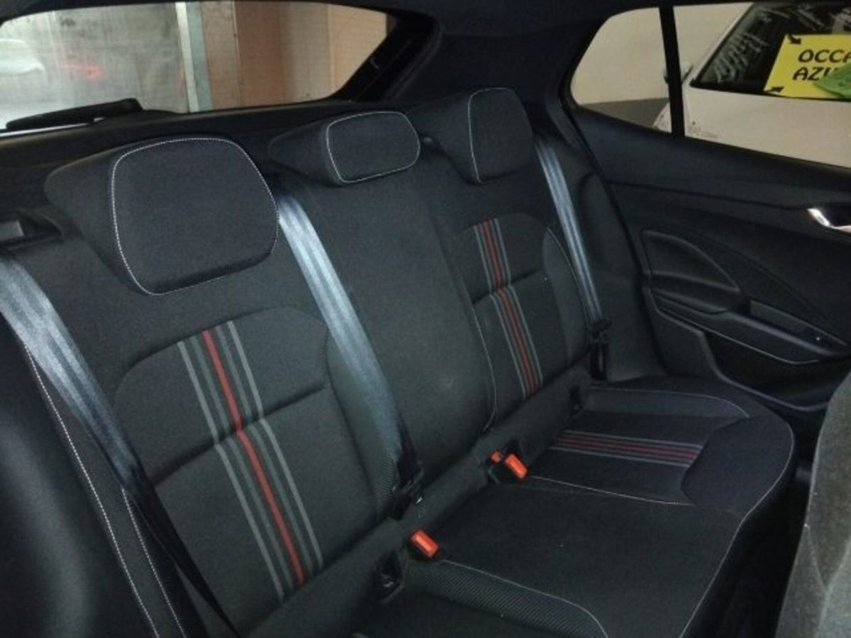 Skoda Fabia 1.0 mpi Monte Carlo 80cv (13)