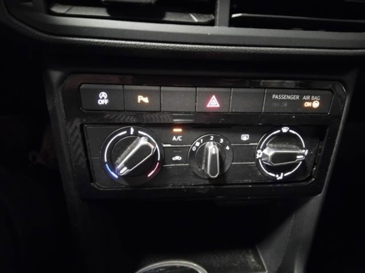 Volkswagen T-Cross 1.0 TSI Urban BMT (20)