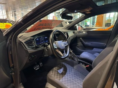 Volkswagen Taigo 1.0 tsi R-Line 115cv dsg (14)