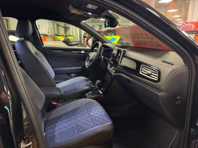 Volkswagen T-Roc 2.0 tdi R-Line 4motion 150cv dsg (11)