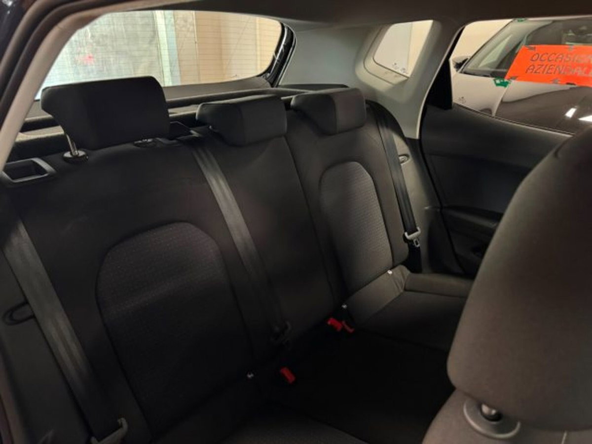 SEAT Arona 1.0 EcoTSI Style (9)