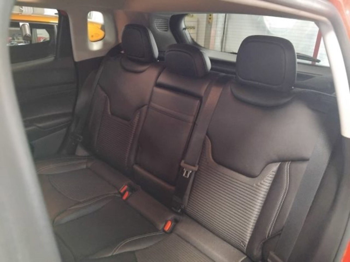 Jeep Compass 1.3 T4 190CV PHEV AT6 4xe Limited (9)