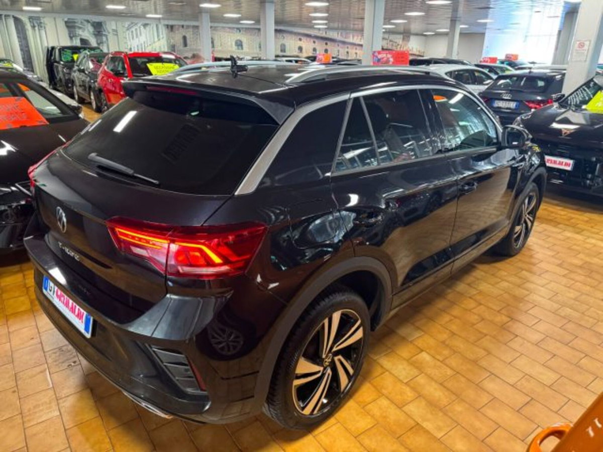 Volkswagen T-Roc 2.0 tdi R-Line 4motion 150cv dsg (9)