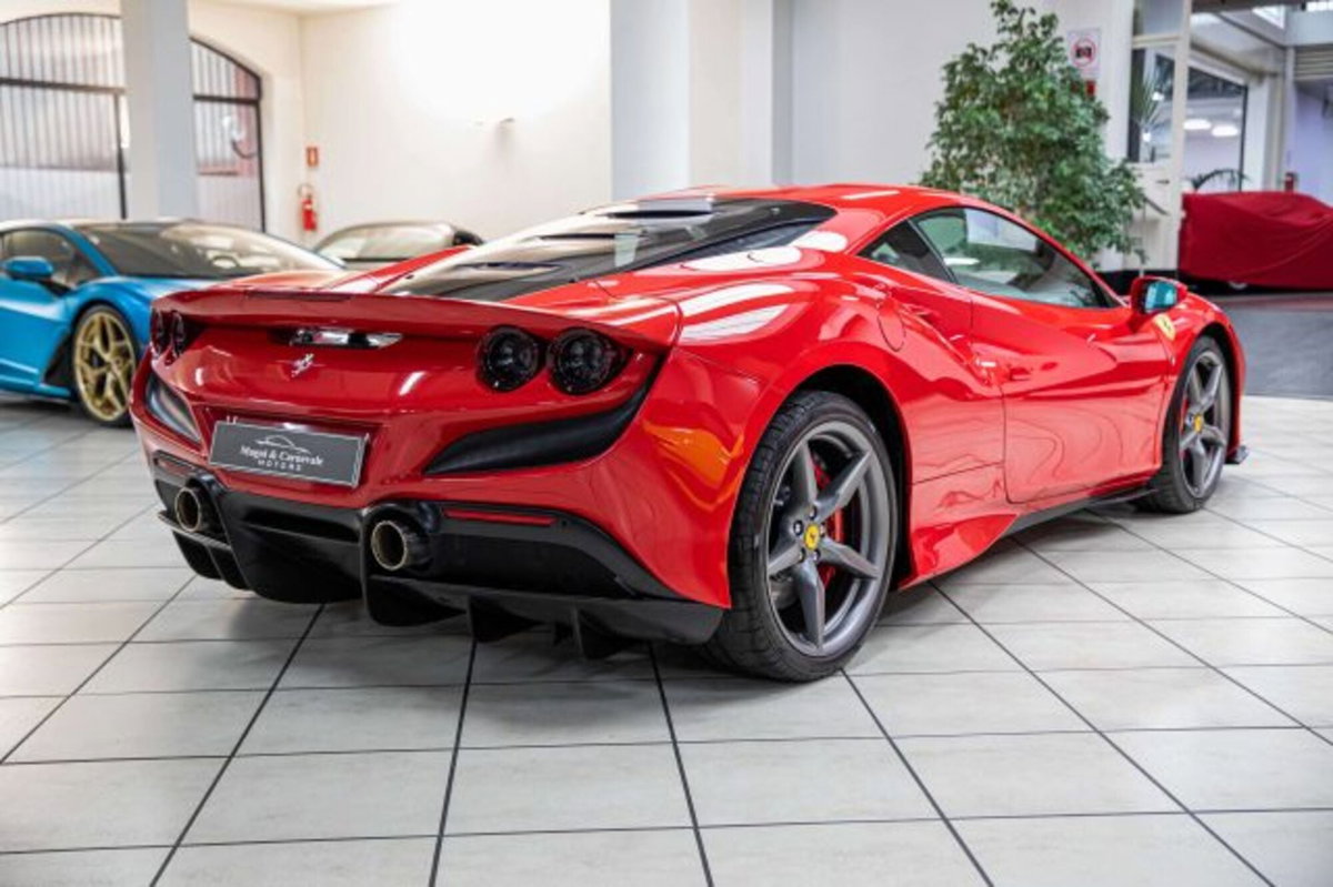 Ferrari F8 Coupé F8 Tributo (7)