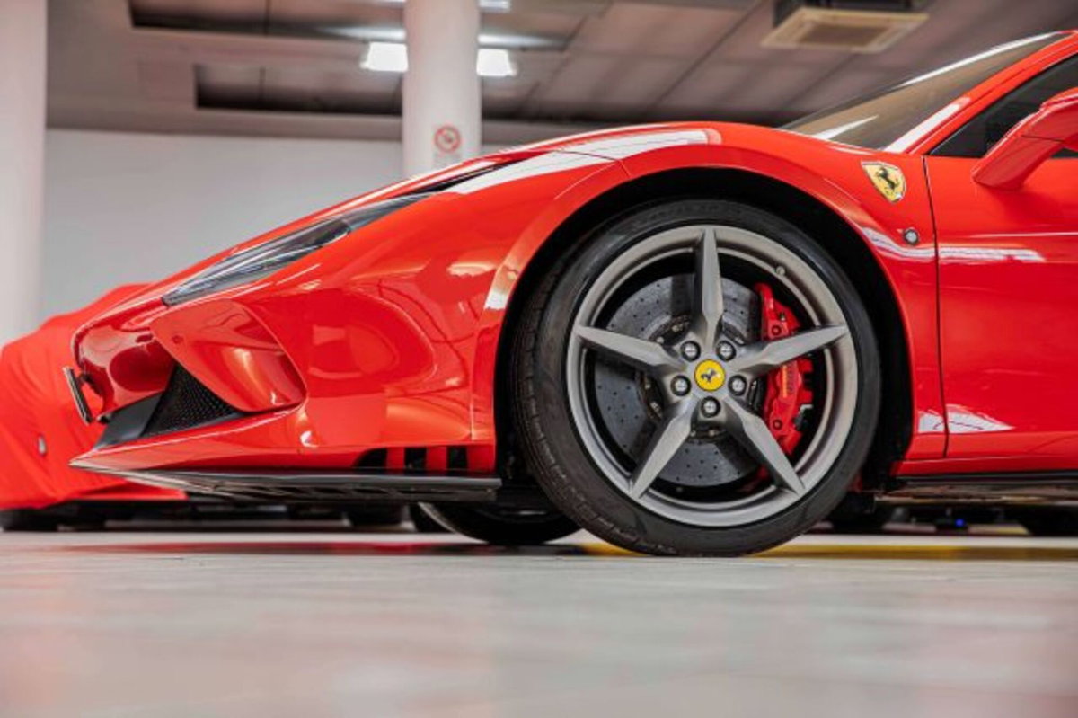 Ferrari F8 Coupé F8 Tributo (8)