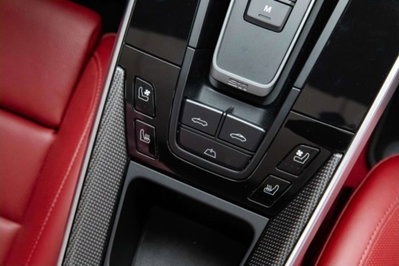 Porsche 911 Cabrio Cabrio 3.7 Turbo S auto (11)
