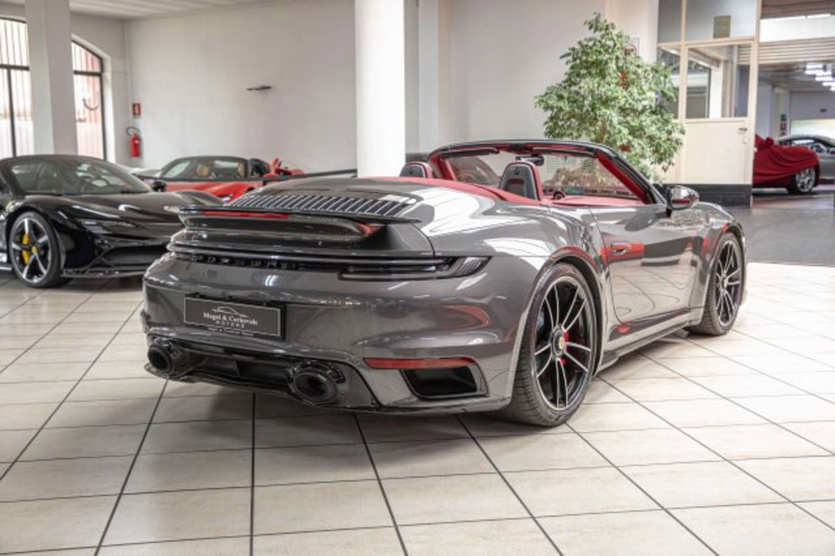 Porsche 911 Cabrio Cabrio 3.7 Turbo S auto (7)