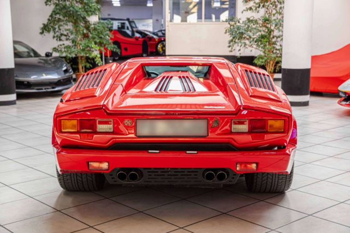 Lamborghini Countach 25° (6)