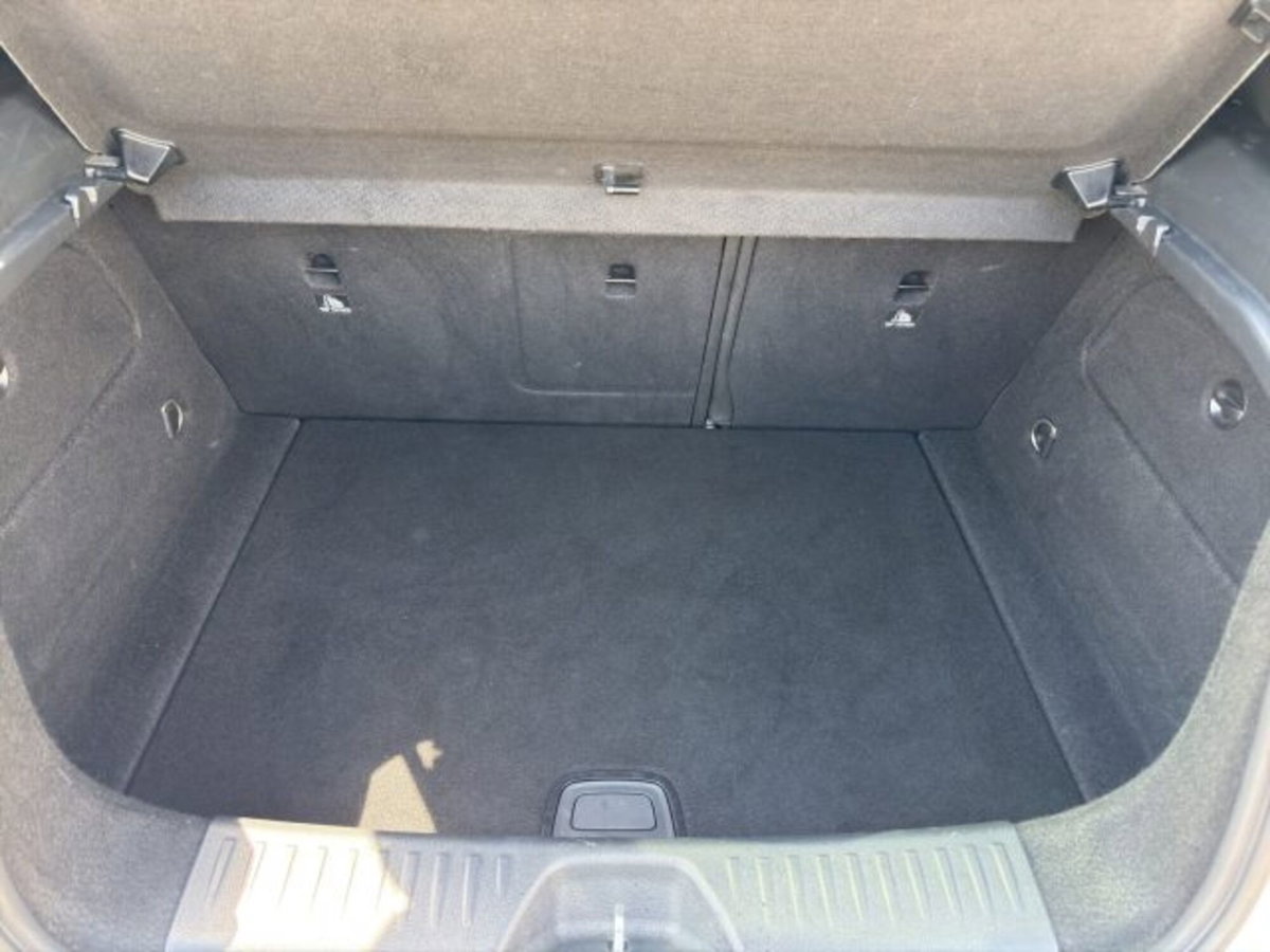 Mercedes-Benz Classe A 180 d Sport (14)