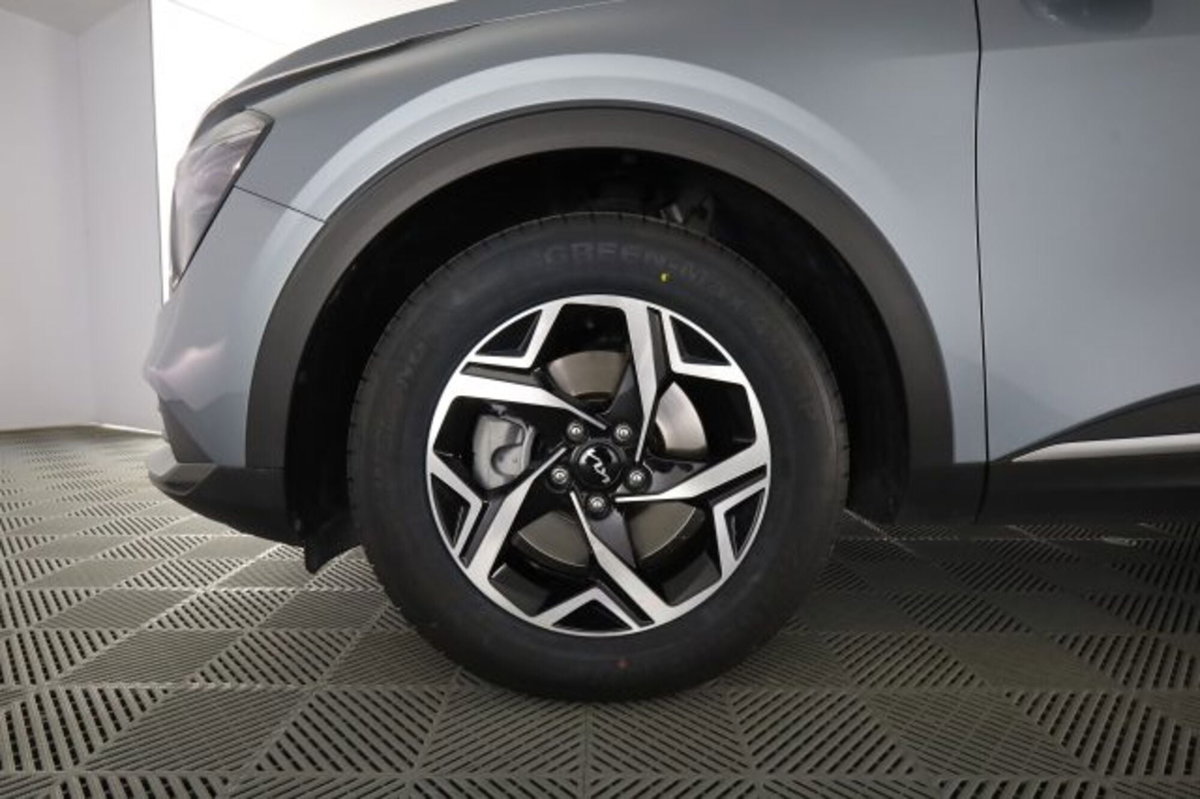 Kia Sportage 1.6 TGDi MHEV DCT Business (8)