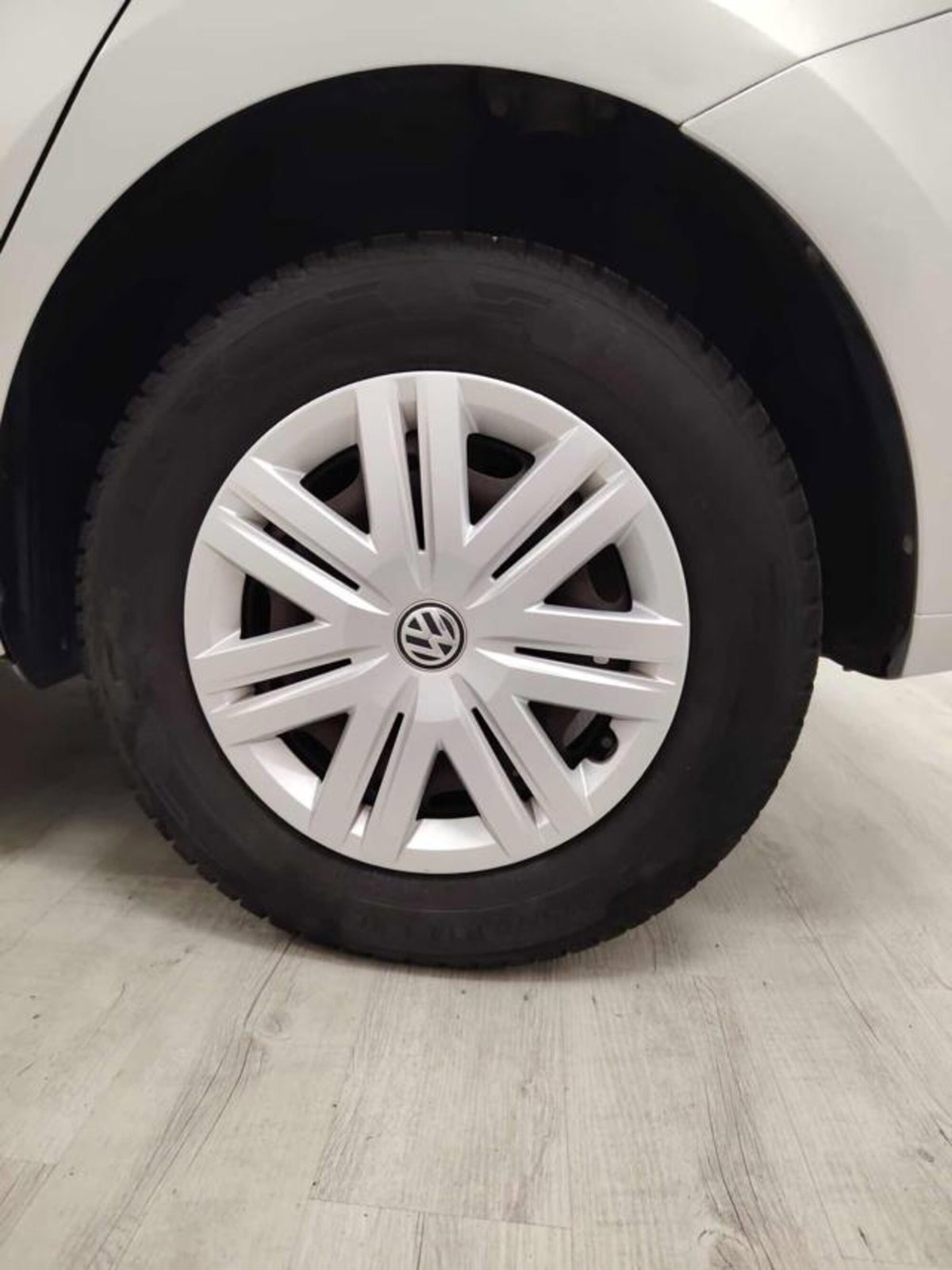Volkswagen Polo 1.0 MPI 5p. Trendline (6)