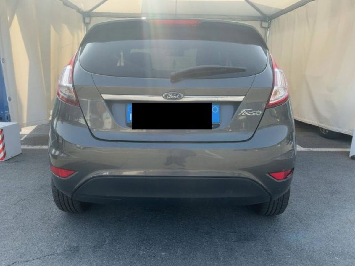 Ford Fiesta 1.4 5p. Bz.- GPL Titanium (4)
