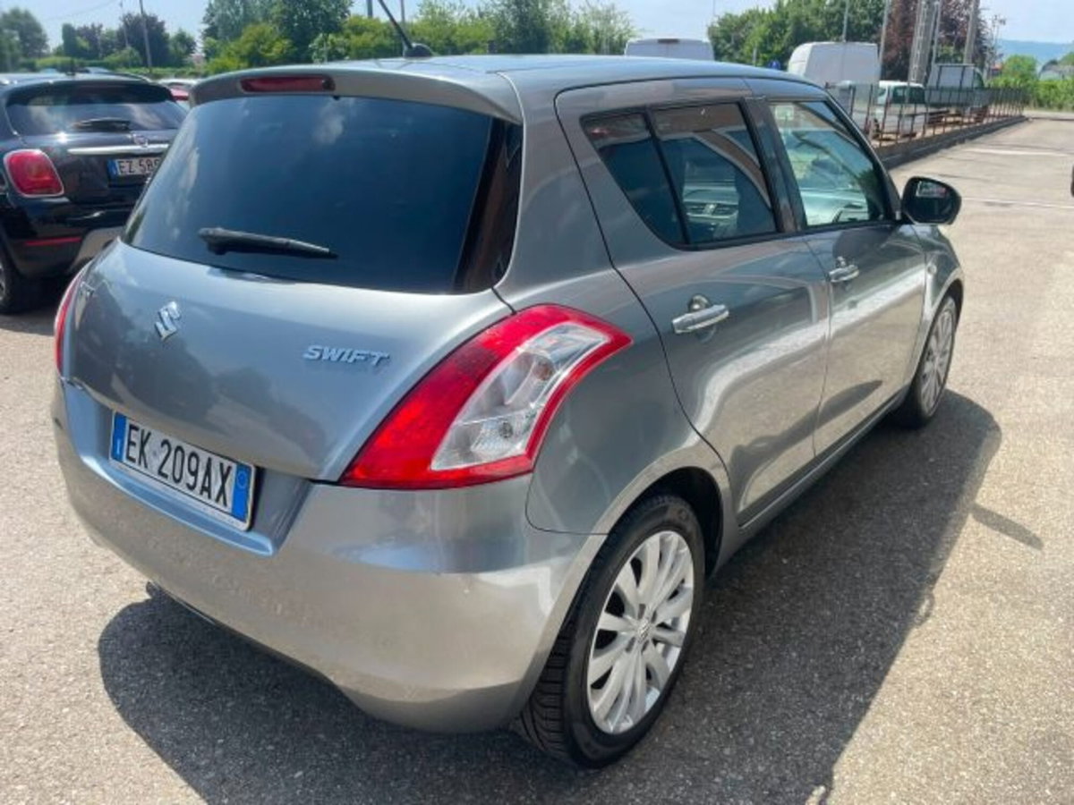 Suzuki Swift 1.2 VVT 3 porte GL Top (7)
