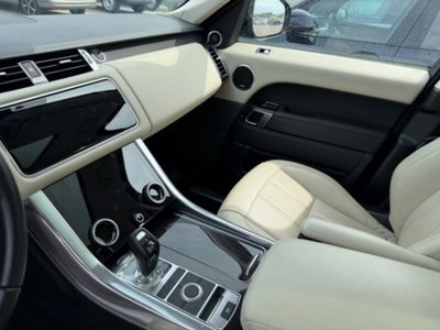 Land Rover Range Rover Sport 3.0D l6 249 CV HSE Dynamic Stealth (12)
