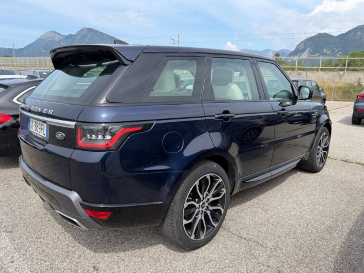Land Rover Range Rover Sport 3.0D l6 249 CV HSE Dynamic Stealth (4)