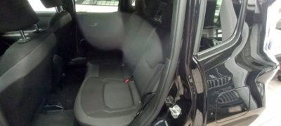 Jeep Renegade 1.3 T4 190CV PHEV 4xe AT6 Limited (10)