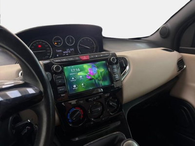 Lancia Ypsilon 1.2 69 CV 5 porte GPL Ecochic Gold (10)